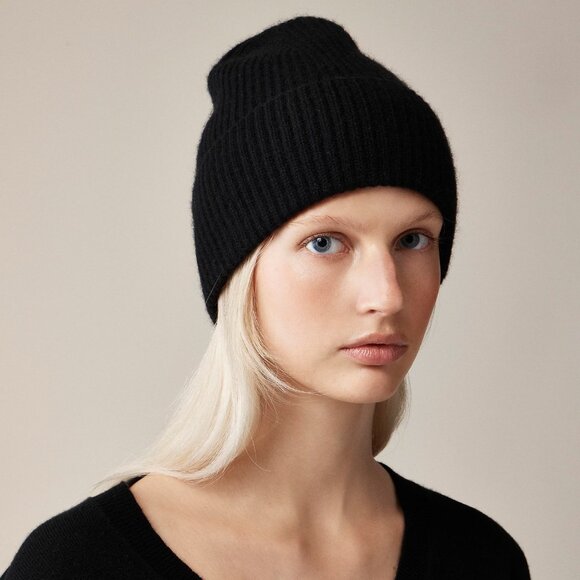 J Crew Womens One Size Fits Most Ribbed Cashmere Beanie Hat in Black $98 1684 - Picture 1 of 8